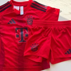 Adidas Kids Red Soccer Jersey and Shorts 12-18 months from Germany!